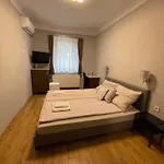 Haus - Podmaniczky Szallas, Bor, Balaton 홈스테이 Balatonföldvár