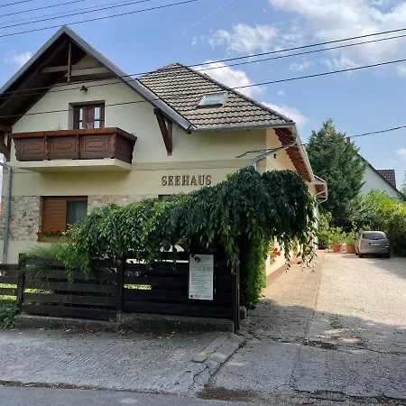 Haus - Podmaniczky Szállás, Bor, Balaton * Balatonföldvár