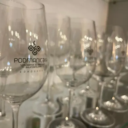 Rum i privatbostad Haus - Podmaniczky Szallas, Bor, Balaton